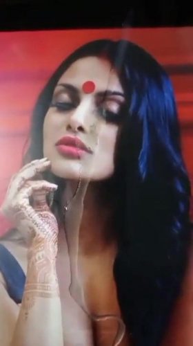 Hot busty Chandrika Ravi Molla Thevidiya ku Kanji deep cleavage